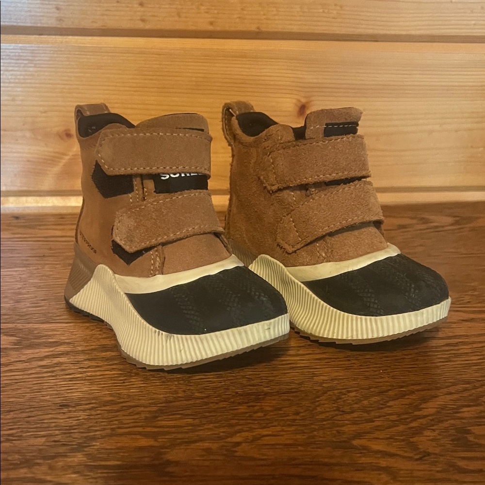 Sorel Kids Brown and Black Boots